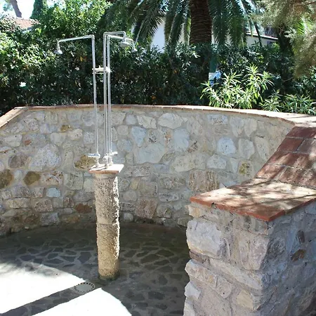 La Pineta Aparthotel *